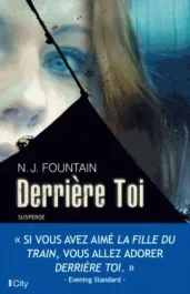 Derrière toi / Ses proches sont des inconnus, sa vie est une imposture