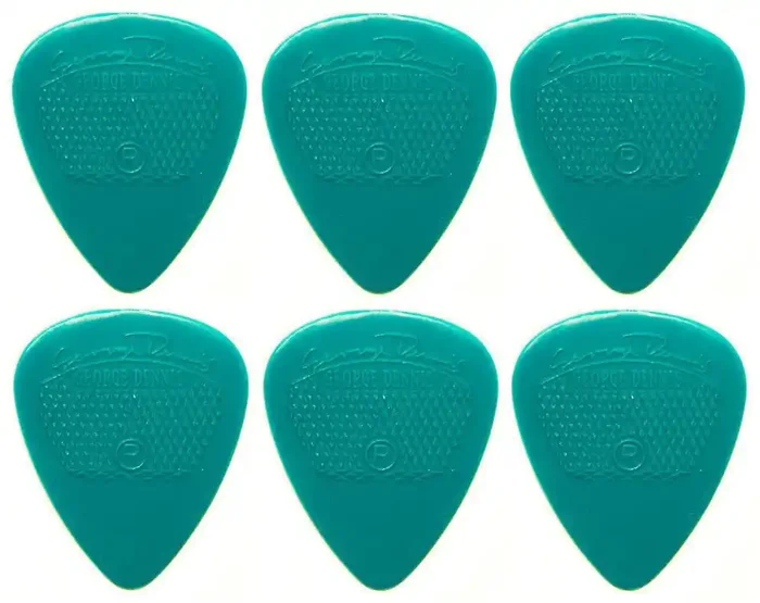 George Dennis Super 0,6mm 6 Médiators