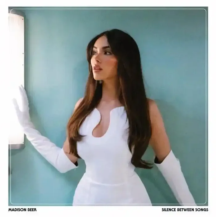 Madison Beer – Silence Between Songs (LP)