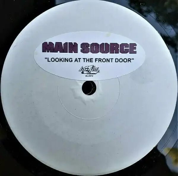 Main Source – Looking At The Front Door (7&Prime; Vinyl)