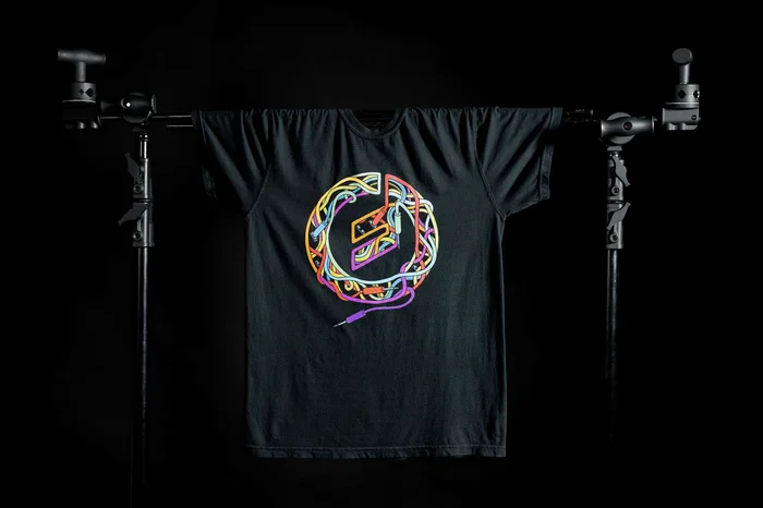 MOOG T Shirt Tangled Icon Shirt Black, Large