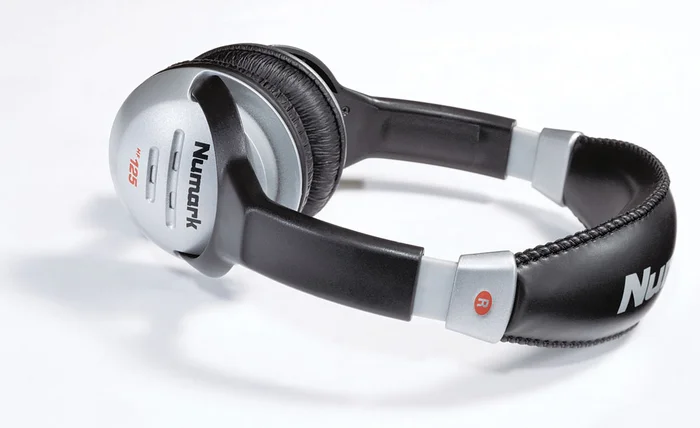 Numark HF125