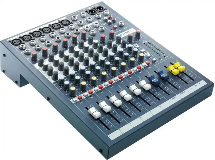 Soundcraft EPM6 Table de mixage analogique