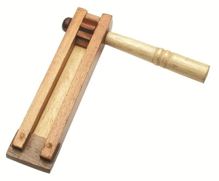 TOCA Crecelle En Bois – T-WR