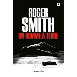 Un homme à terre